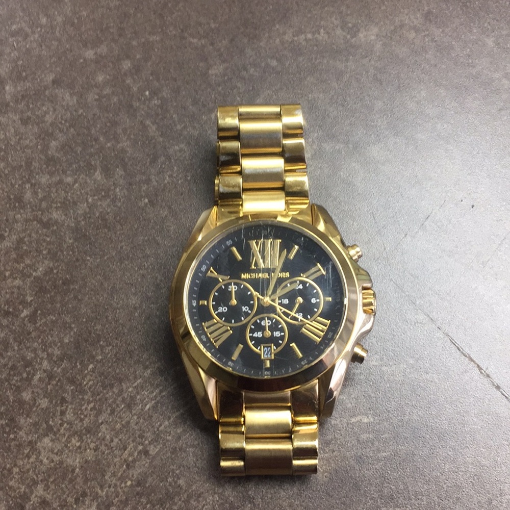 Michael Kors Watch - Picture 2 of 3